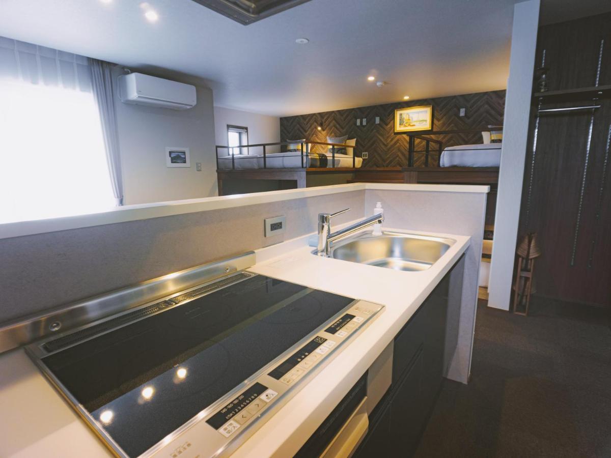 Grand Base Hakata Bay Lejlighedshotel Fukuoka  Eksteriør billede